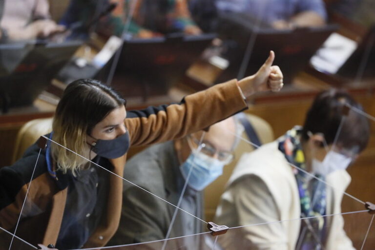 Respaldan proyecto que incluye un procedimiento para sancionar el acoso sexual en Bomberos