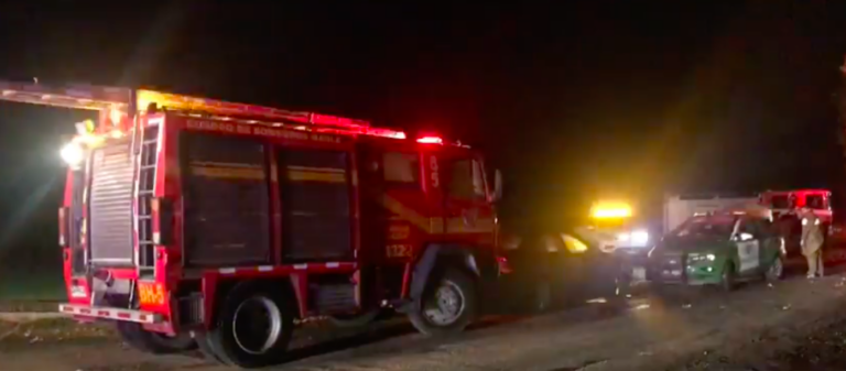 Maule: Intoxicación masiva de bomberos tras incendio estructural en Villa Golf