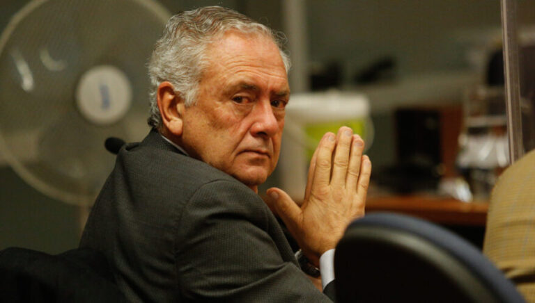 TOP de Santiago declara culpable al ex alcalde Pedro Sabat por negociación incompatible