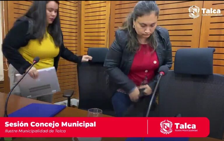 Concejales de Talca abandonan sesión tras ausencia del Alcalde