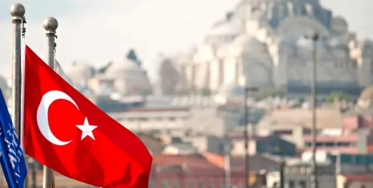 Elecciones en Turquía: Erdogan lidera las votaciones con el 52% de los votos