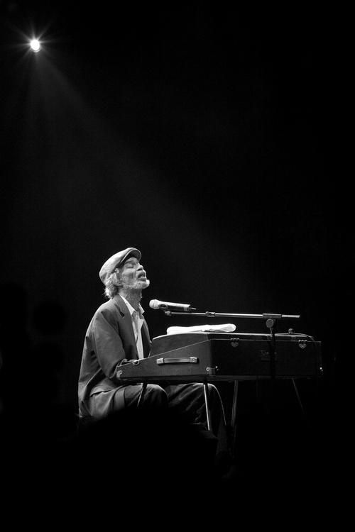 Un día como hoy: el músico y poeta Gil Scott-Heron muere a los 62 años