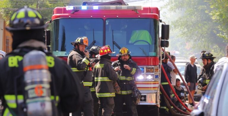 Bomberos de Talca acusan maltratos por parte de Carabineros en contra de uno de sus Inspectores en medio de detención