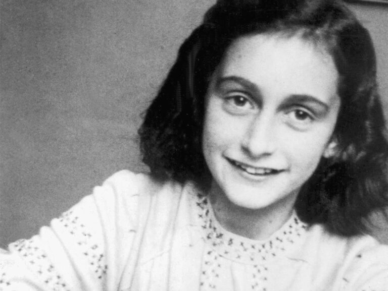 25 de junio de 1947: se publica la primera versión del Diario de Ana Frank