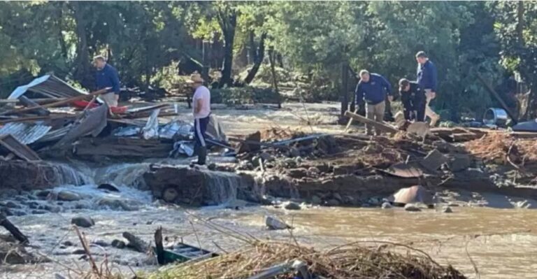 Siete personas fueron rescatadas tras permanecer aisladas en el sector de Pejerrey 