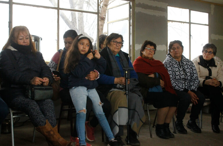 Curicó: Ya comenzó el pago de los primeros depósitos del bono de recuperación 