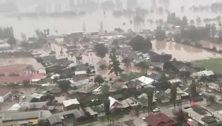 Licantén: Alrededor de 500 familias reciben bono por los daños ocasionados por el frente climático
