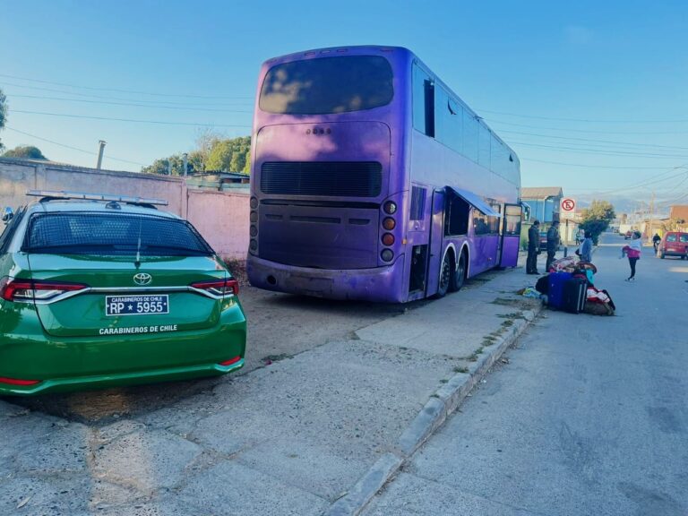Inmigrantes ilegales ingresaban escoltados por tres exCarabineros