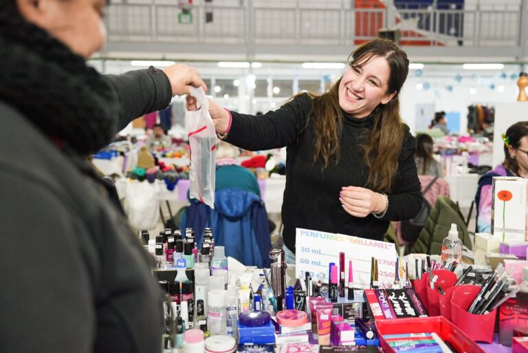 Curicó: Mujeres emprendedoras y jefas de hogar podrán optar a fondo concursable