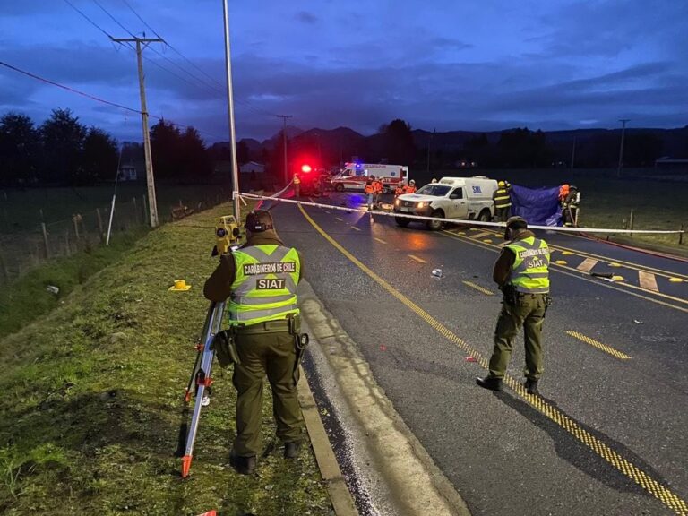 Linares: volcamiento de vehículo menor deja víctima fatal