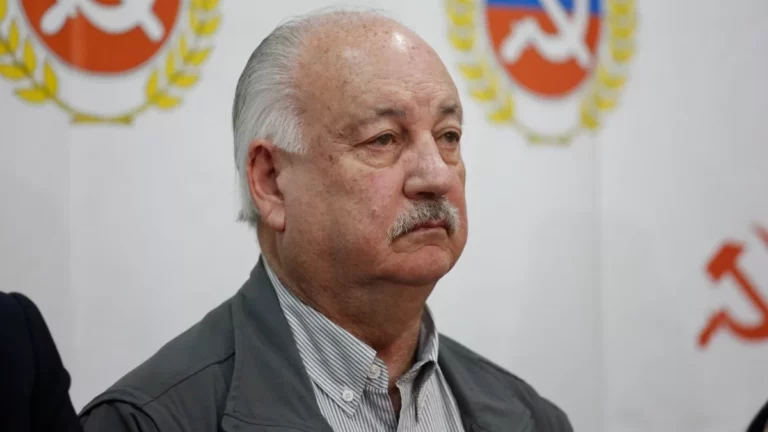 A los 79 años muere Guillermo Teillier, histórico dirigente del Partido Comunista