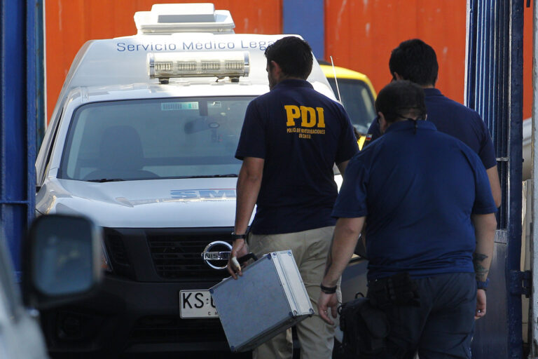 Longaví: PDI recupera dos furgones robados avaluados en 45 millones de pesos