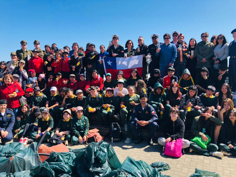Constitución: Jornada de limpieza de playas permitió recolectar casi media tonelada de residuos