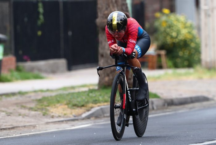 Bronce en Ciclismo Ruta: Aranza Villalón brilla y da cuarta medalla al Team Chile en Santiago 2023