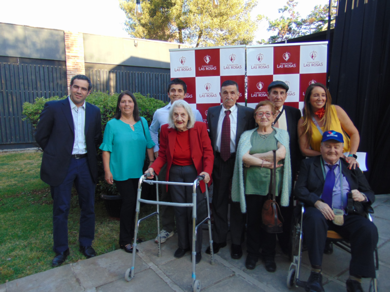 Talca: La solidaridad marcó la Cena Fraterna de Fundación Las Rosas
