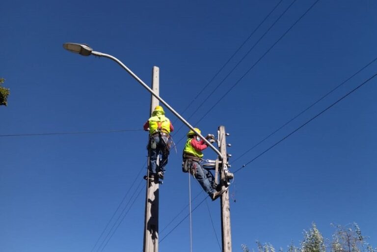 Cortes de luz programados este viernes afectarán a Talca, Curicó y San Clemente, advierte CGE