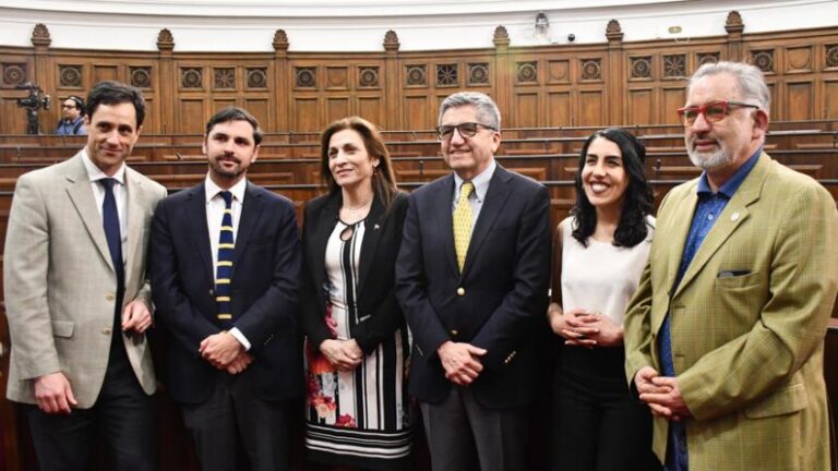 Carlos Recondo (UDI) será el presidente de la Comisión Mixta