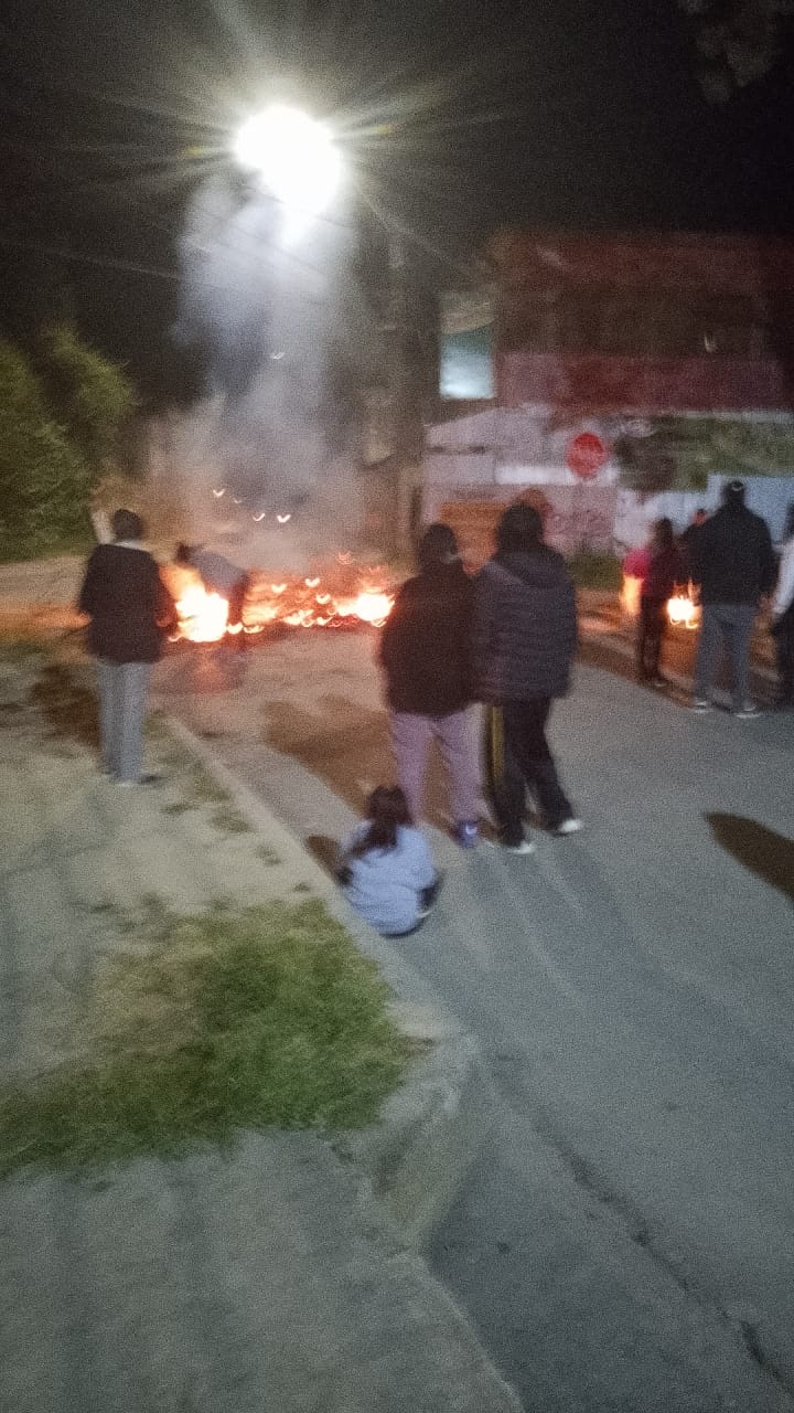 Constitución: vecinos de conjunto habitacional Condominio Quinta Gaete, están sin agua y reclaman nulas soluciones por parte de Serviu