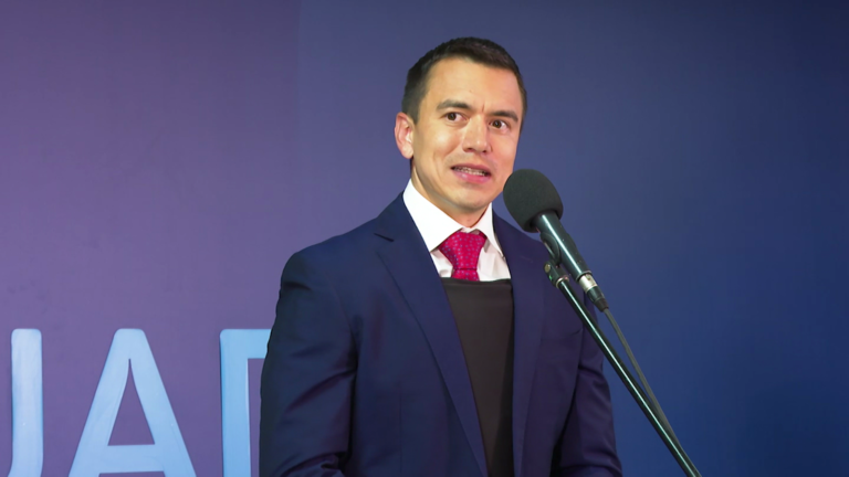 Gobierno felicita a Daniel Noboa tras su triunfo sobre la correísta Luisa González en Ecuador