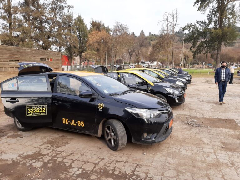 Curicó: sindicato de Taxis Básicos celebró 86 años