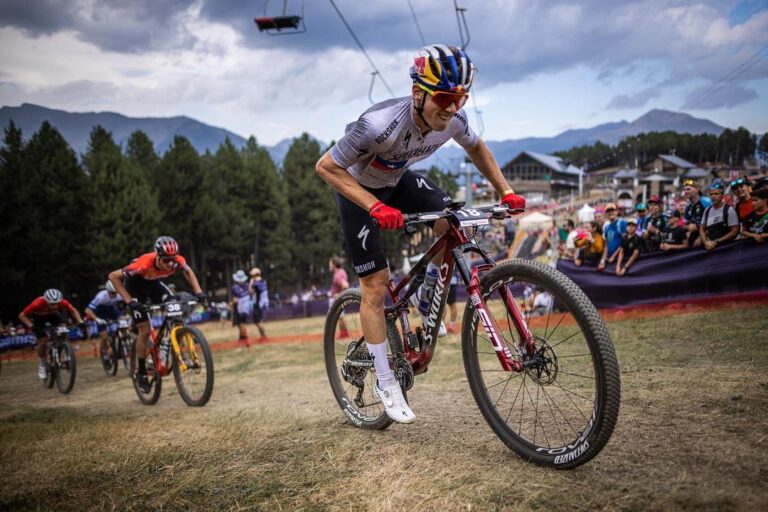 Martín Vidaurre se luce en el Mountain Bike y da primera medalla a Chile en Santiago 2023