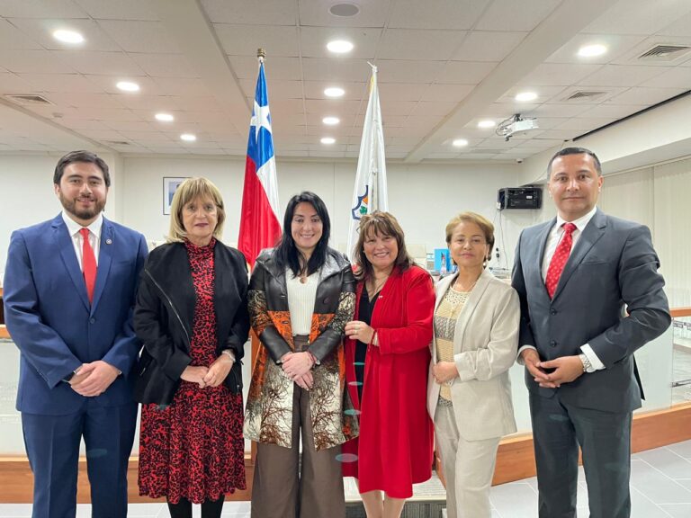 Tras Consejo Regional: Asumen cinco nuevos consejeros