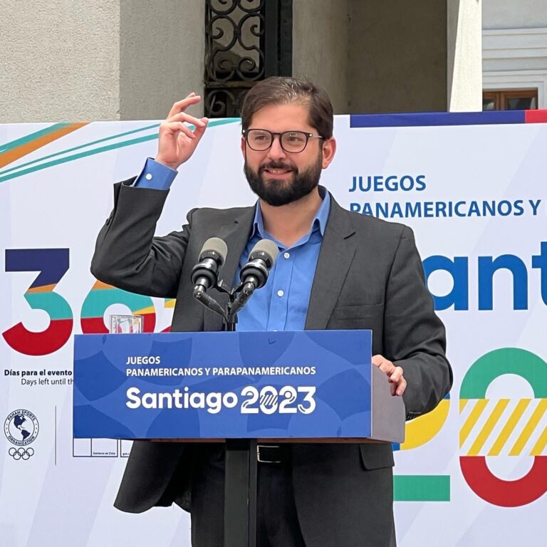 Cadem: Presidente Boric obtiene su más alta aprobación desde septiembre 2022