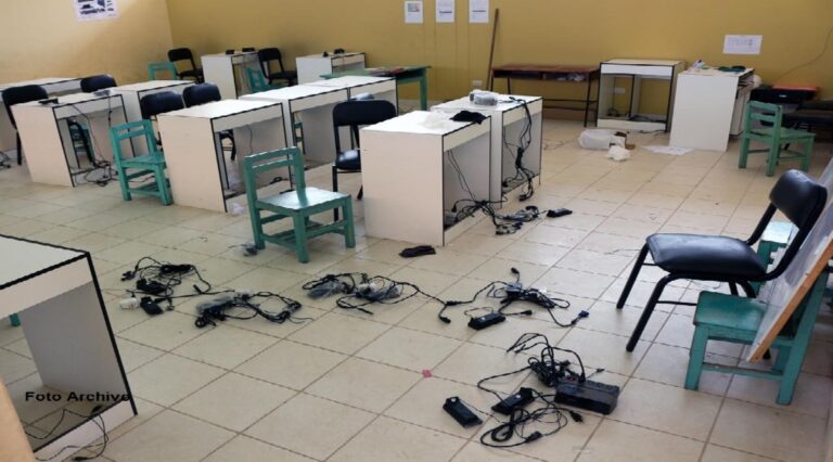 Investigan tres robos entre Linares y San Javier