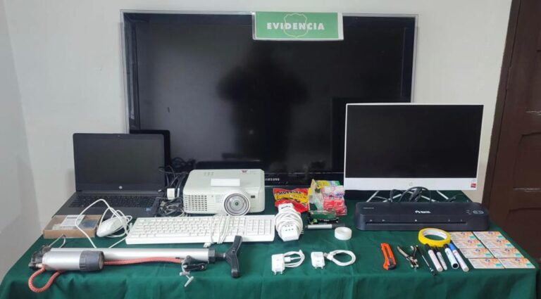 Curicó: Ingresan a robar a Colegio República de Italia