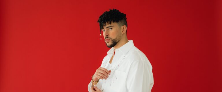 Bad Bunny: Rompe Récord Guinness Más de 15 Mil Millones de Reproducciones