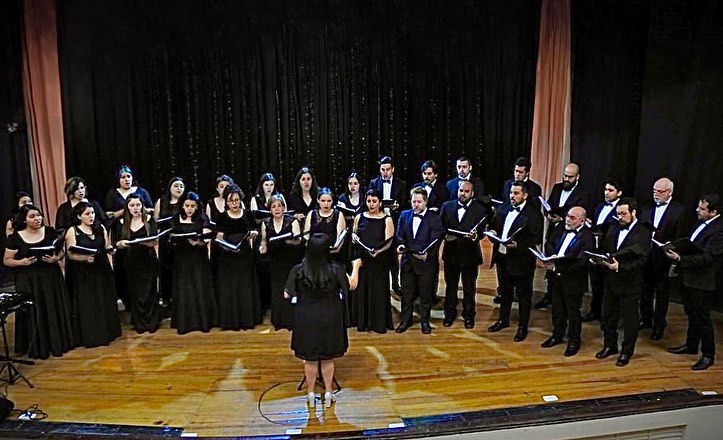 Gala Coral Navideña: Elencos Iluminarán con Música y Emoción
