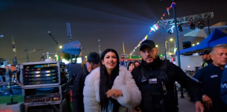 Eskarcita estrena docureality ‘La Cheesy’