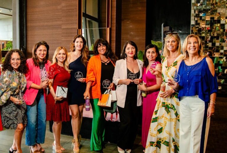 Mujeres Influyentes Reconocen Liderazgo en Chile