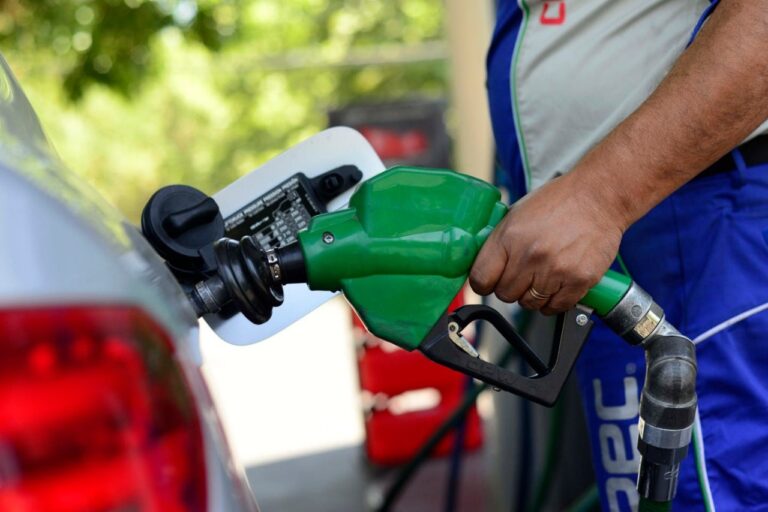 ENAP Anuncia Segunda Baja Consecutiva en Precios de Bencinas a Partir de hoy
