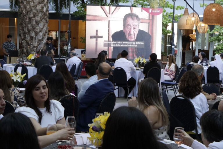 Unidos más que nunca por nuestros adultos mayores