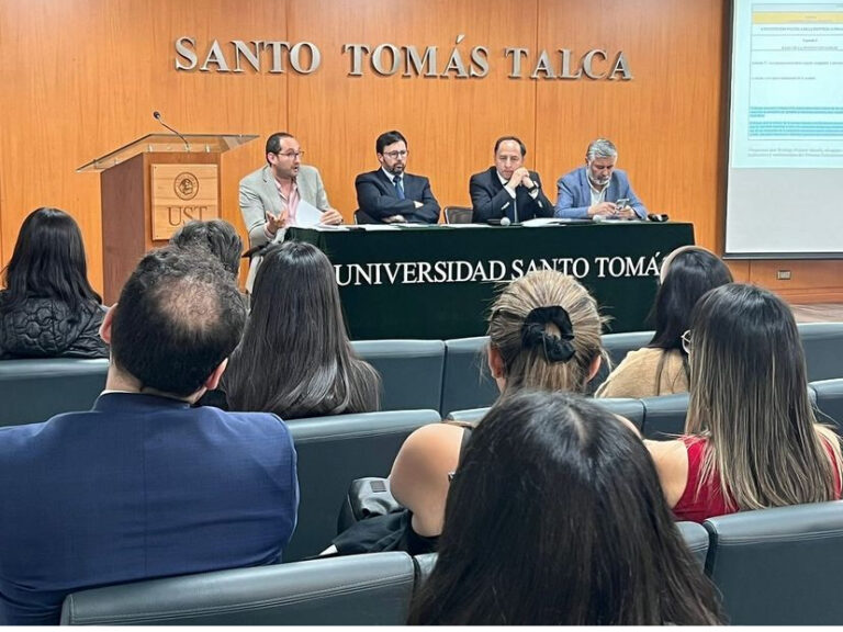 Alta Convocatoria alcanzó Diálogos Abiertos: Conversemos la Propuesta Constitucional en Santo Tomás