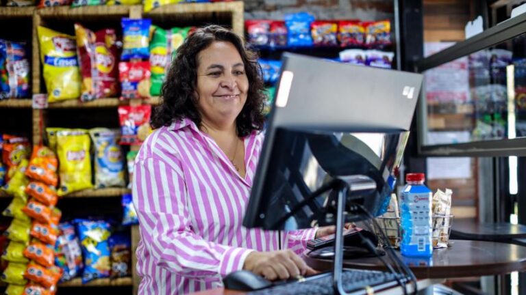 Digitaliza tu almacén: Se abre postulación a subsidio de casi 3 millones para pequeños negociantes