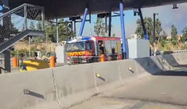 Bomberos rompió barrera de peaje en Quilpué: ¿Deben pagar?