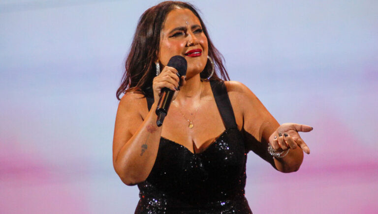Pamela Leiva reaccionó a pifias durante presentación en Festival de Longaví