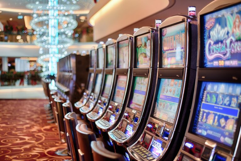 Curicó: PDI aclaró robo a local de juegos de azar