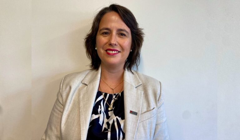¿Por qué es importante aumentar la participación femenina en el mundo técnico profesional? Desafíos y oportunidades
