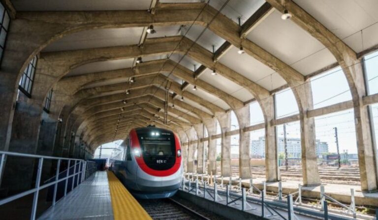 Tren rápido inicia recorridos hasta Talca con tarifas especiales de lanzamiento