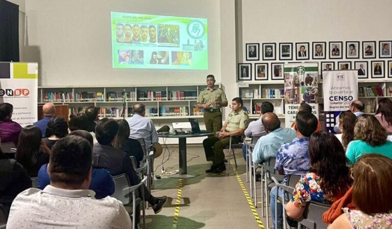 Carabineros de Río Claro enseñaron sobre seguridad y prevención de delitos violentos