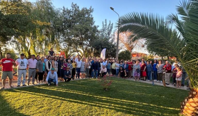 Villa Alegre recibió esperada zona de juegos, senderos y descanso