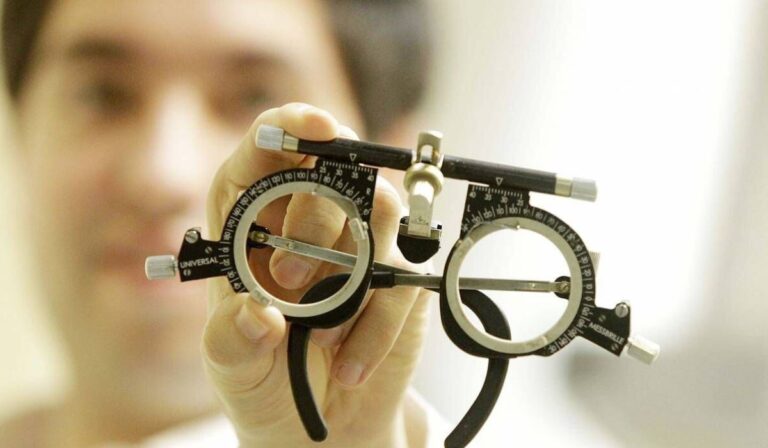 Óptica Comunal Móvil se suma a los servicios de salud en Parral