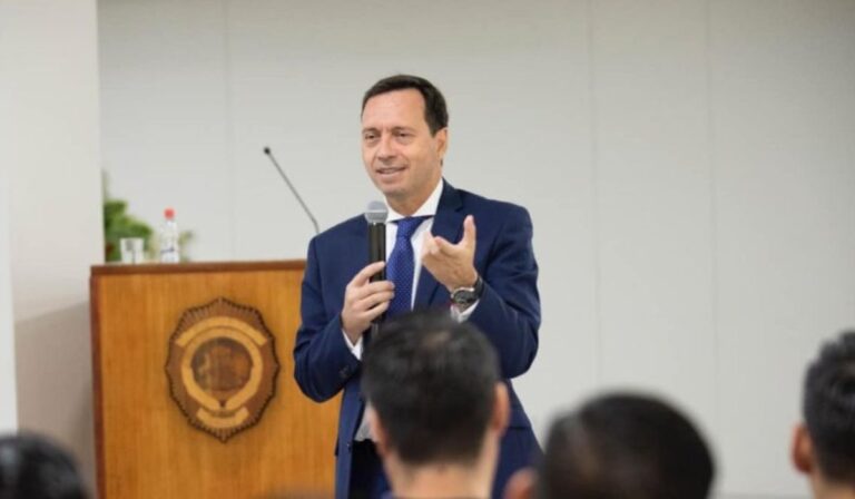 Gobierno nombró a Eduardo Cerna como el nuevo director general de la PDI