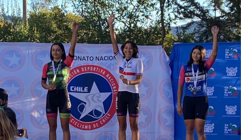 Jóvenes ciclistas de Curicó consiguieron clasificar a importantes competencias internacionales