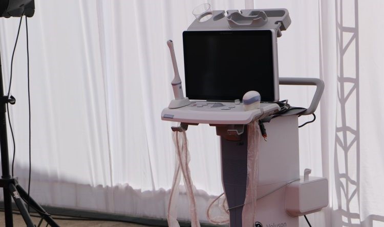 Parral: Inauguran moderno ecógrafo en Centro Comunitario de Salud