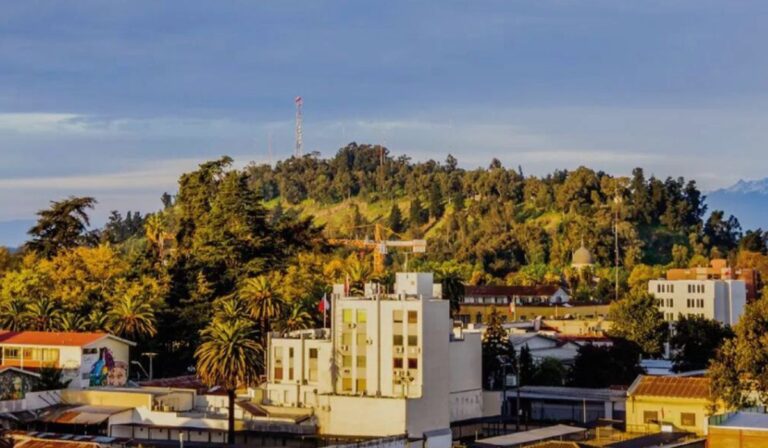 Curicó: Hombre perdió la vida tras ser asaltado en falda del Cerro Condell