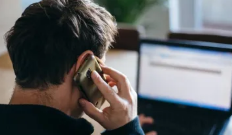 No digas “Sí”: nueva estafa telefónica llega a Chile